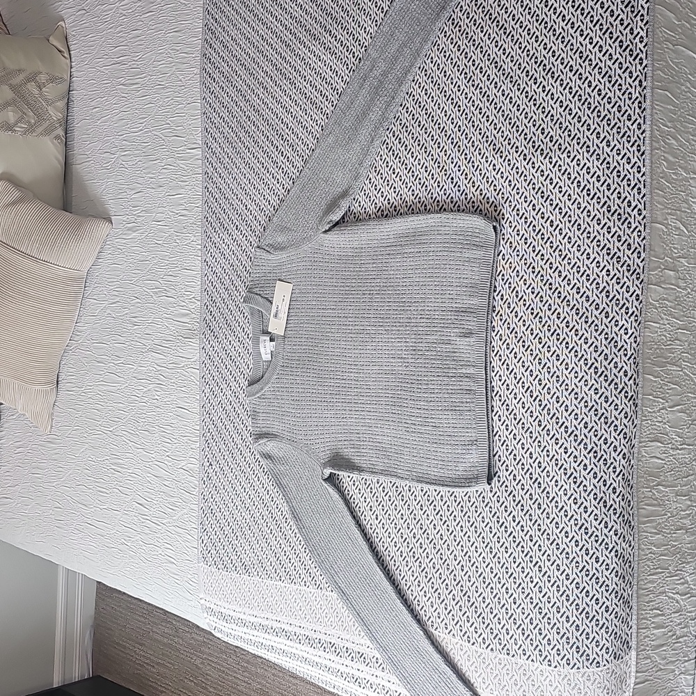 Evereve Light Gray Textured Sweater